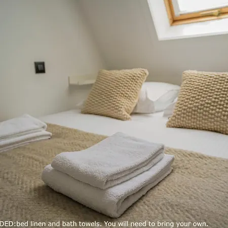 Perfect At - Pets Welcome *